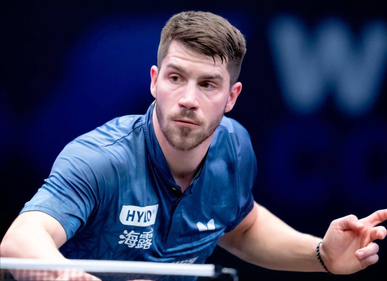 CS2选手爆冷获胜,专家预测失准 CS2选手爆冷获胜,专家预测失准