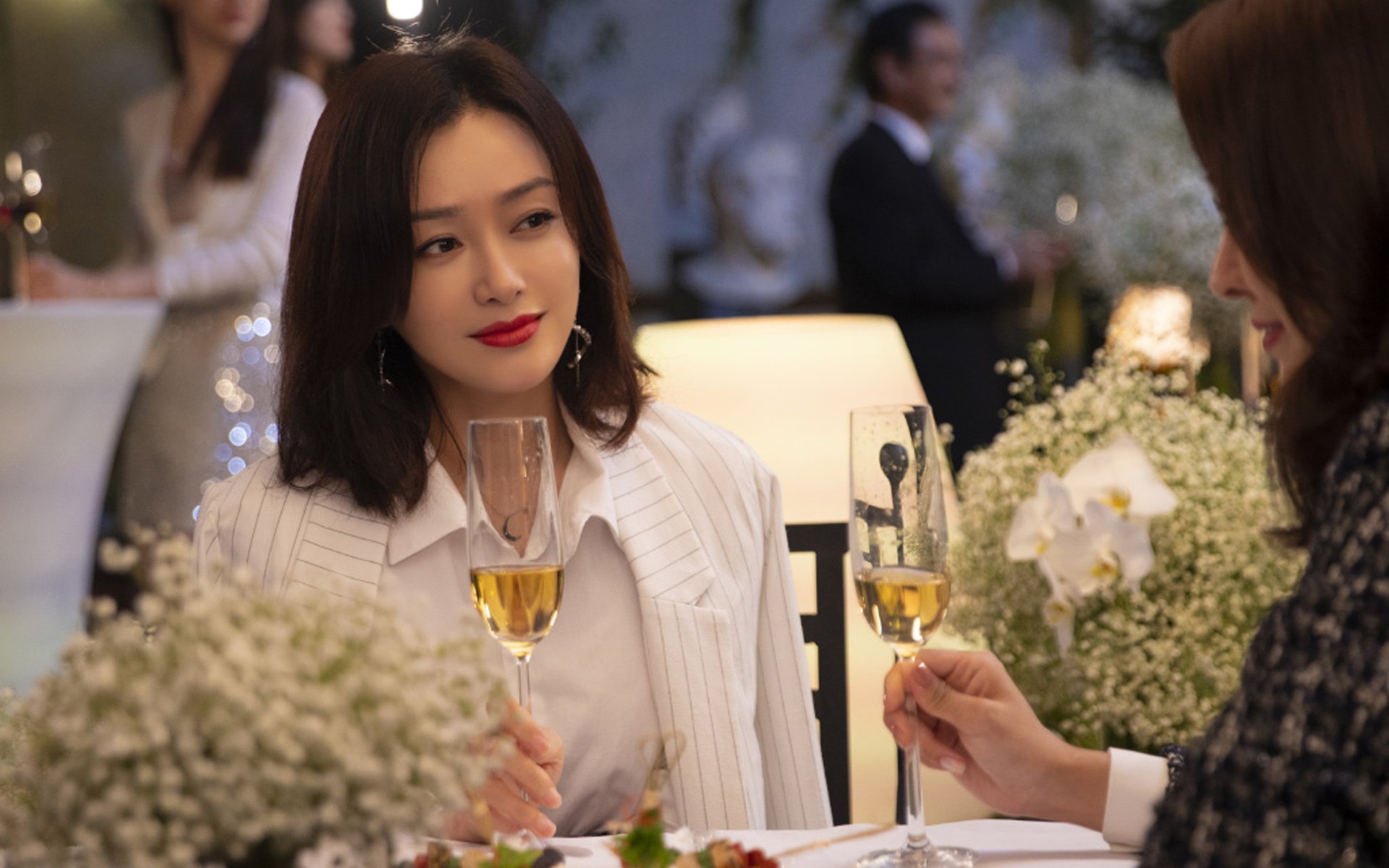 塞维利亚之魂击溃北欧巨人，贝林厄姆如何成为英格兰的关键先生