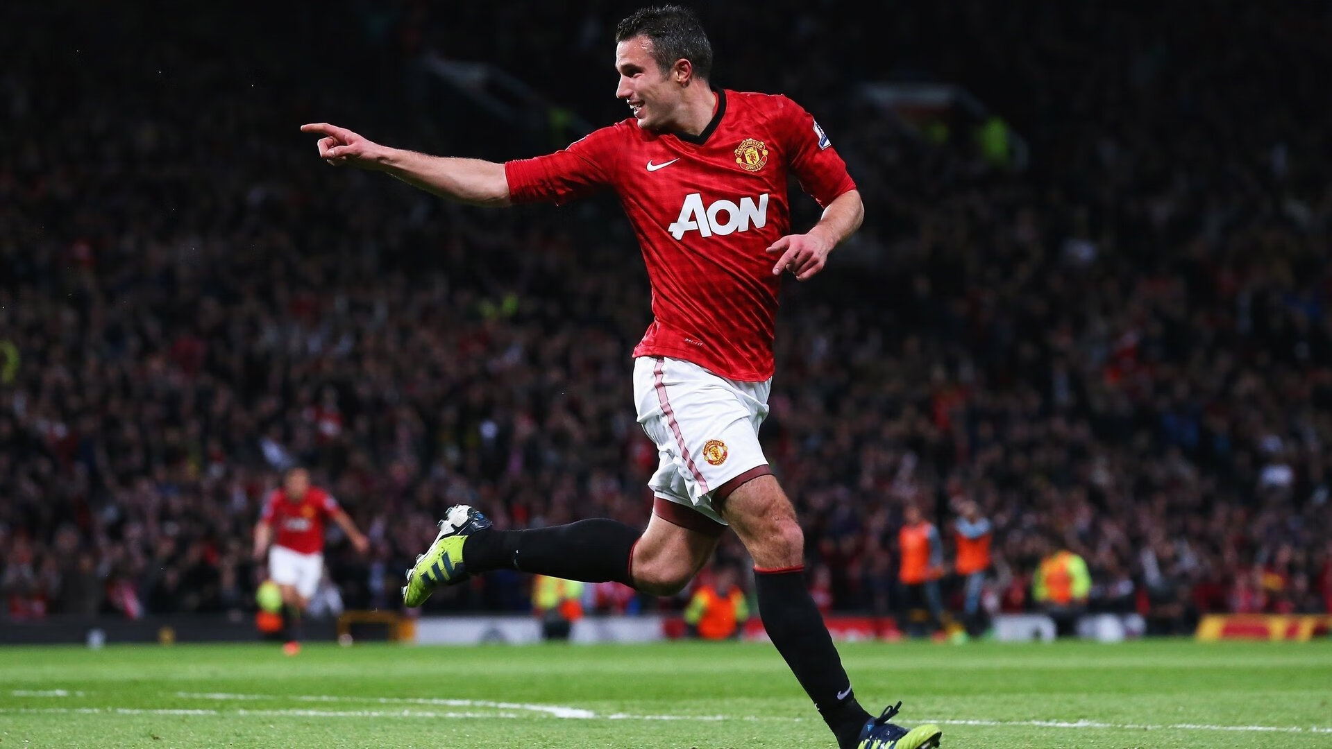 绝境奇兵!武切维奇爆发助残阵湖人客场掀翻雄鹿