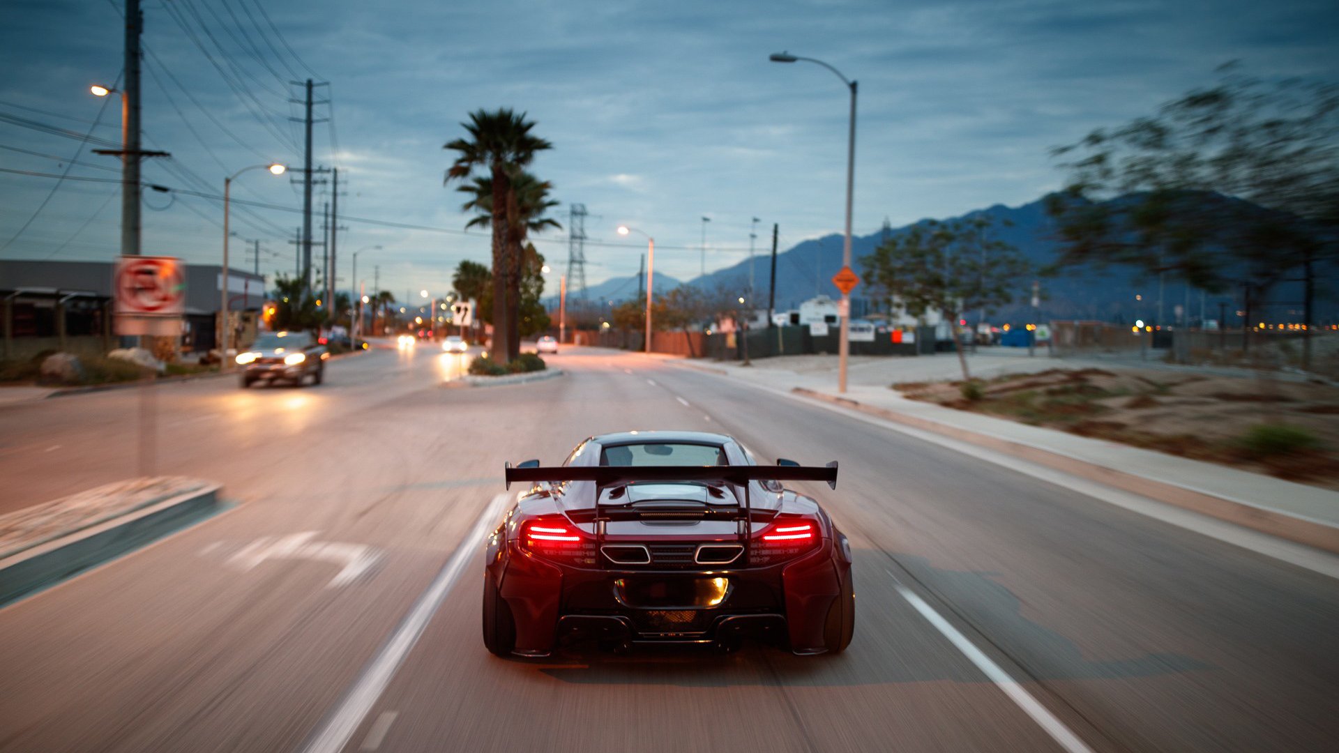 冰与火的对决，玻利维亚高原寒流单节击穿韩国，映照厄德高评级风暴的唯一性启示