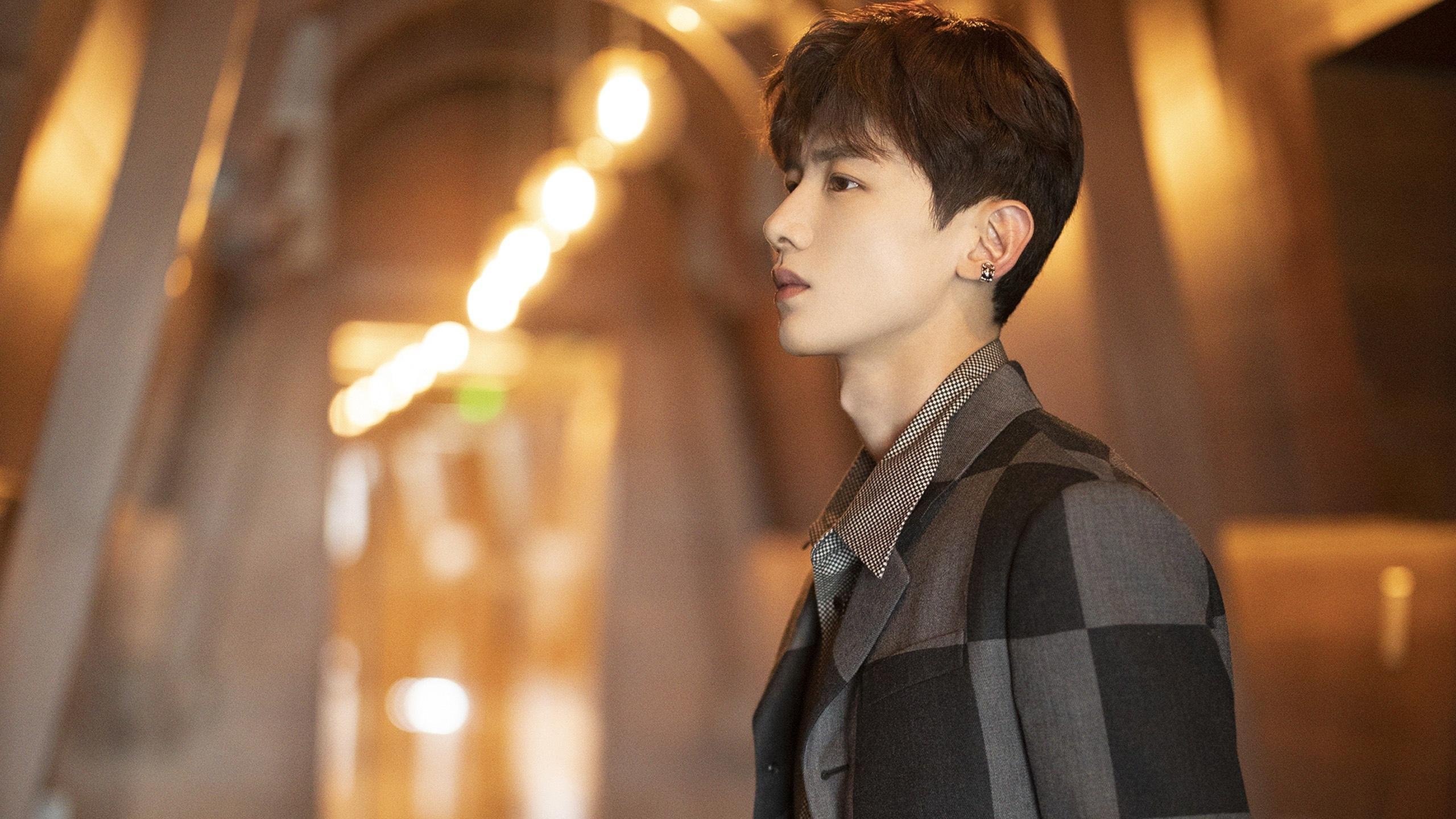 权杖的午夜交接，当孔德在末节撕裂沙漠之盾